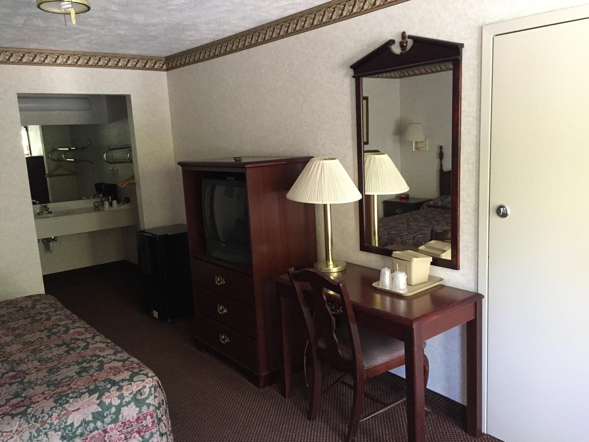 Deerfield Inn Somerville Habitación foto